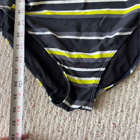 bond-eye Australia Nip Tuck Multifit Cup Swimsuit - Picture 8 of 10